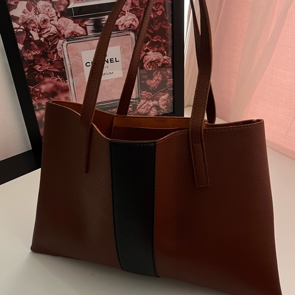 Vince Camuto Woman’s Tote Bag - Picture 1 of 5